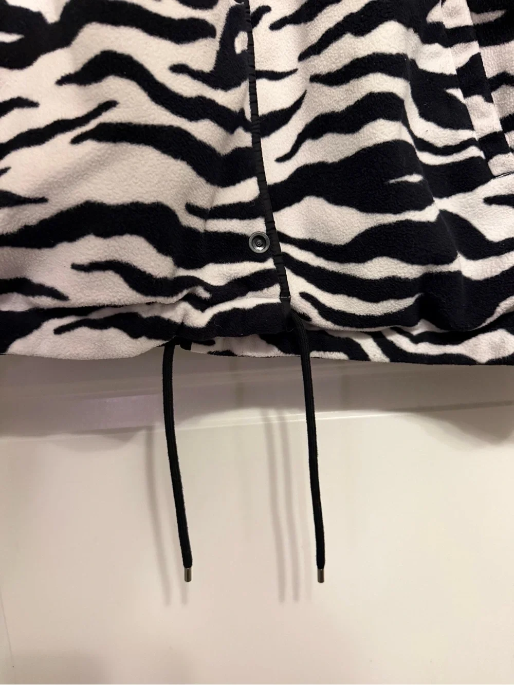 Nike City Edition Reversible Zebra Fleece Jacket CV7120-010 Men Size Large
